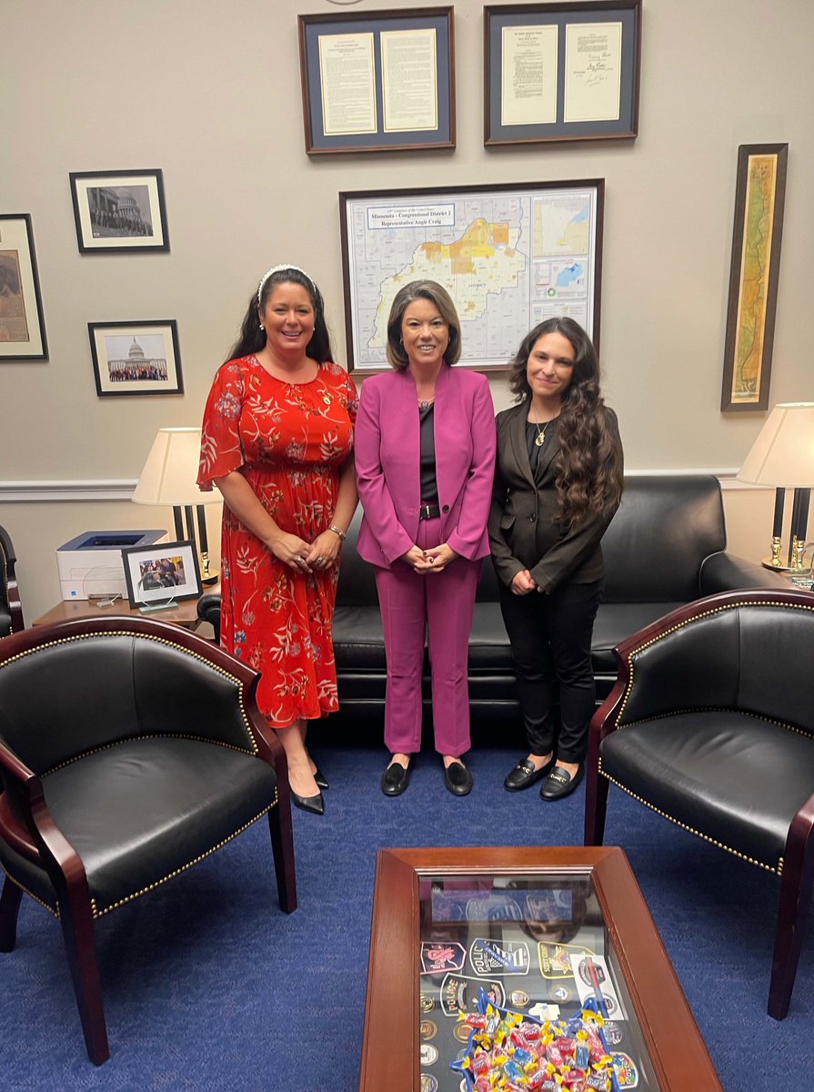 Last week, HISA and <a href="/JockeysGuild/">Jockeys'Guild</a> co-hosted the first “Jockey Health and Wellness DC fly-in” for conversations on the physical and mental well-being of jockeys. We would like to extend our gratitude to <a href="/RepAngieCraig/">Angie Craig</a> and all of the Members of Congress who participated.