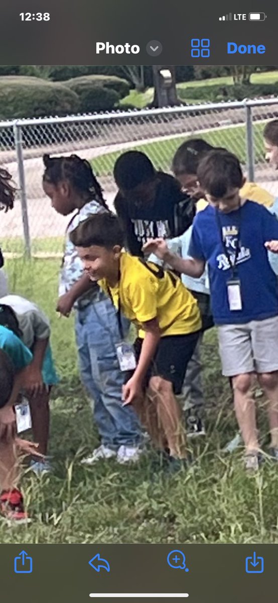 nherisd's tweet photo. Our 2nd graders teamed up with our Master Gardeners for the Monarch Migration game. Learning about these amazing butterflies while having fun outdoors! Fluttering through the wonders of nature! #RISDBeTheOne #RISDGreatness #goodvibesatNHE @nhefreddiesfarm https://t.co/a6PwANbm5W