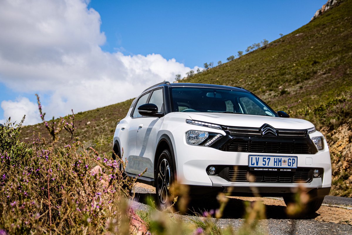 _jasonlottering's tweet photo. FULL HOUSE MODE! ✔️ 

Meet the 2024 Citroen C3 Aircross! 🚗 81kW/205Nm, 1.2L turbo engine, 6-speed auto. 
6.3L/100km, 714km range! 💰 R354,900. 5yr/100k km warranty. 

@Citroen #CitroenC3Aircross #SimplyMore https://t.co/WlKxB0b5DV