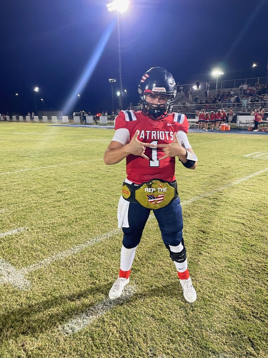COACH_MURRAY34's tweet photo. A lot of guys wearing the TOUCHDOWN BELT last week and REPPING THE H!!! Let's make some more memories Thursday night.  
#ELITE 
#REPTHEH
#SCORESCORESCORE
@PFL_Sports https://t.co/I7EtNIf0j8