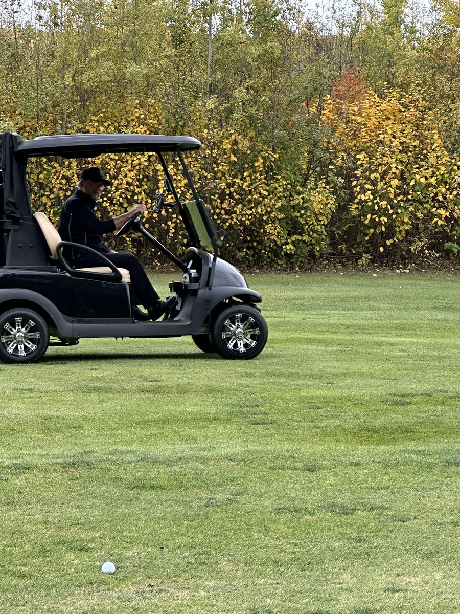 Short old guy can still hit them <a href="/ClaudeHowse/">Claude Howse</a>