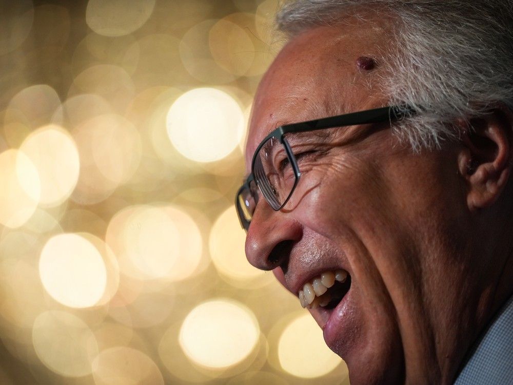 B.C. Election: New poll shows Conservatives ahead of NDP for first time theprovince.com/news/bc-electi…