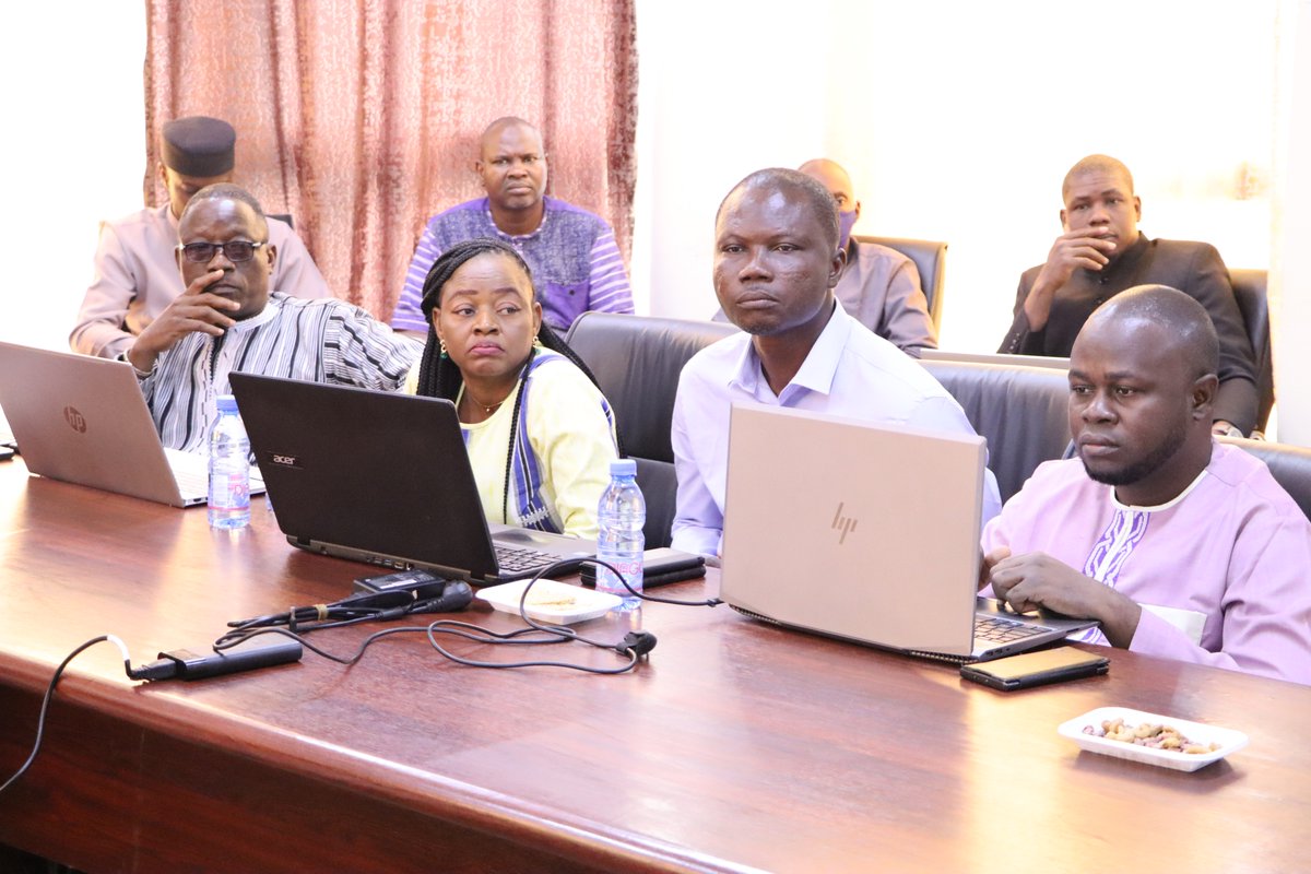 HydrometMali's tweet image. Démarrage des travaux de la mission d'appui de la Banque mondiale à la mise en œuvre du projet HYDROMET-Mali
l'Unité de Coordination du Projet aura à échanger avec la Banque sur la mise en œuvre globale du projet
#hydromet #mali #banquemondiale