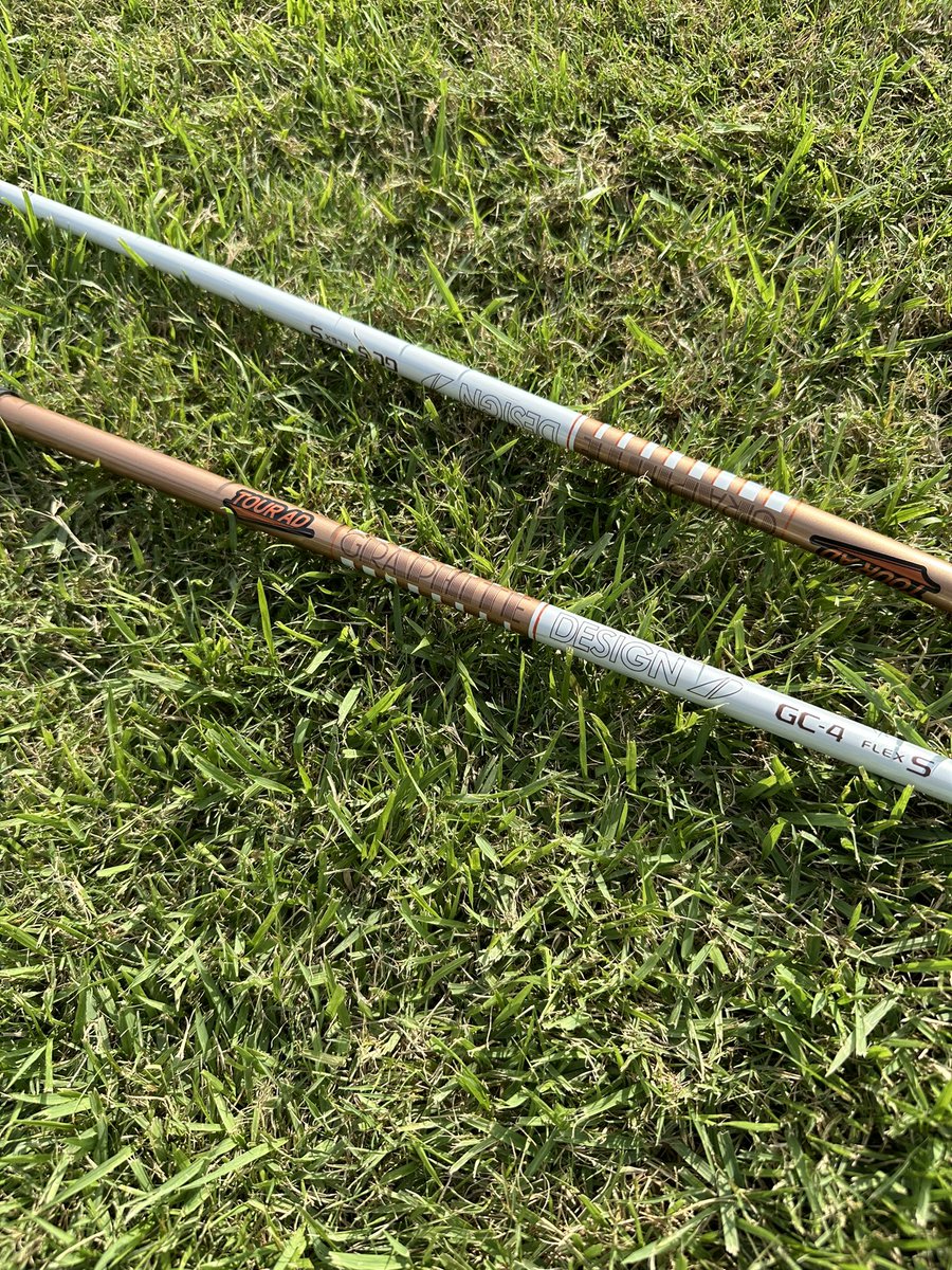 ACEFITTING's tweet image. 『ツアーAD GC』

ツアーAD  DIを今時風に作ったらこんな感じみたいな。THE中調子のシャフトです。

安定抜群なのでしっかり振れるので飛距離も自ずと出ます👌

DIと同じくロングセラーになると思います。

試打あります🙇🏼‍♂️

#グラファイトデザイン#ツアー　AD GC#DI#練馬#ゴルフ工房