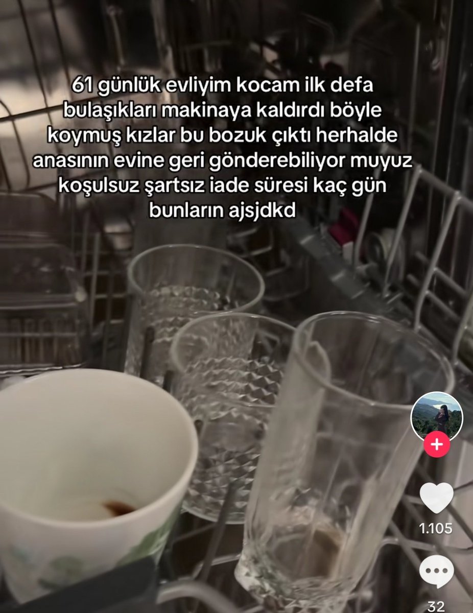 iminlovewitheve's tweet photo. Erkekler sırf bi daha yapmaları istenmesin diye bilerek böyle sik sik hareketler yapınca bünyemdeki sinir seviyesi 📈 https://t.co/QoVyueLn4a