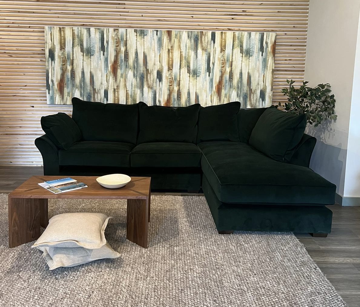 Modular units give you the opportunity to maximise seating area in your room.. All our furniture is manufactured on site in Hastings by our talented team.  

#furniture #furnituredesign #sofa #sofas #sofadesign #manufacturer #madeinengland #uk #smallbusiness #hastings