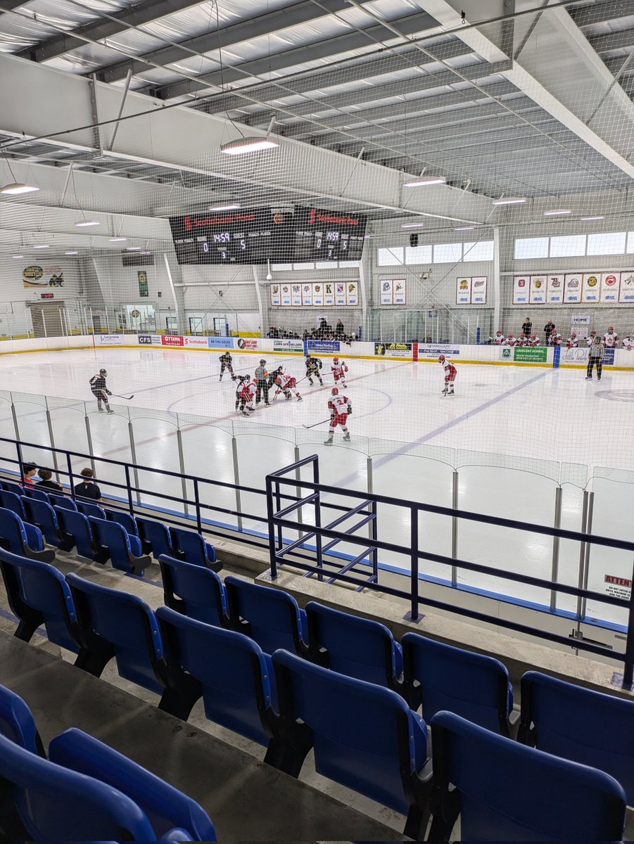 _liamchisholm's tweet photo. With @_Neutral_Zone at the Toronto Titans U16 AAA Prospect Tournament. First game of Day 3 with the York-Simcoe Express defeating the Toronto Young Nats. Impressive game from #17, Edgar, on the Express, filling up the stat sheet this game. https://t.co/YKSVl741JA