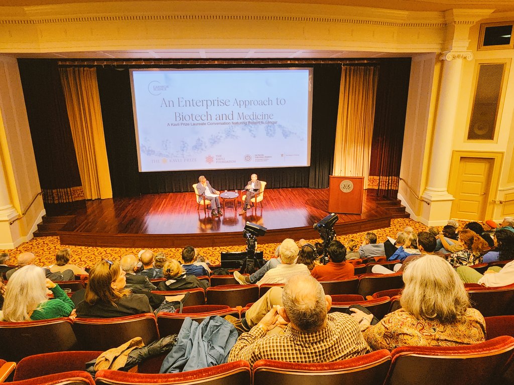 Robert Langer discusses his prolific career in drug development with <a href="/franksesno/">Frank Sesno</a> at the <a href="/USNatArchives/">U.S. National Archives</a> tonight as part of our <a href="/KavliPrize/">The Kavli Prize</a> laureate conversation. He explains the possibility of creating personalized cancer-fighting vaccines using nucleic acids like mRNA.