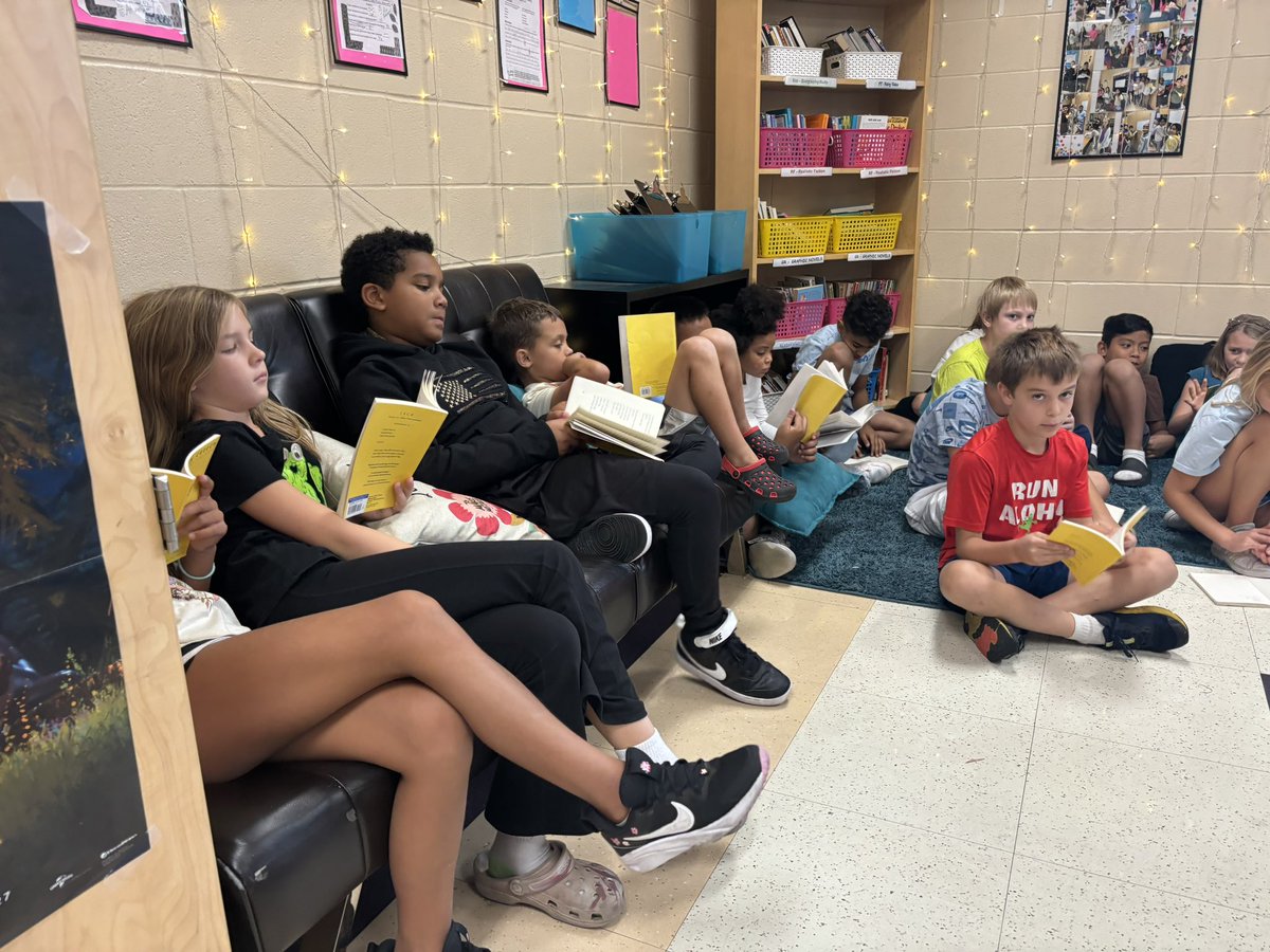 ★ ᗰIᒪᗩ ᗪOᗷᑎIᑕKEᖇ ★ tweet media