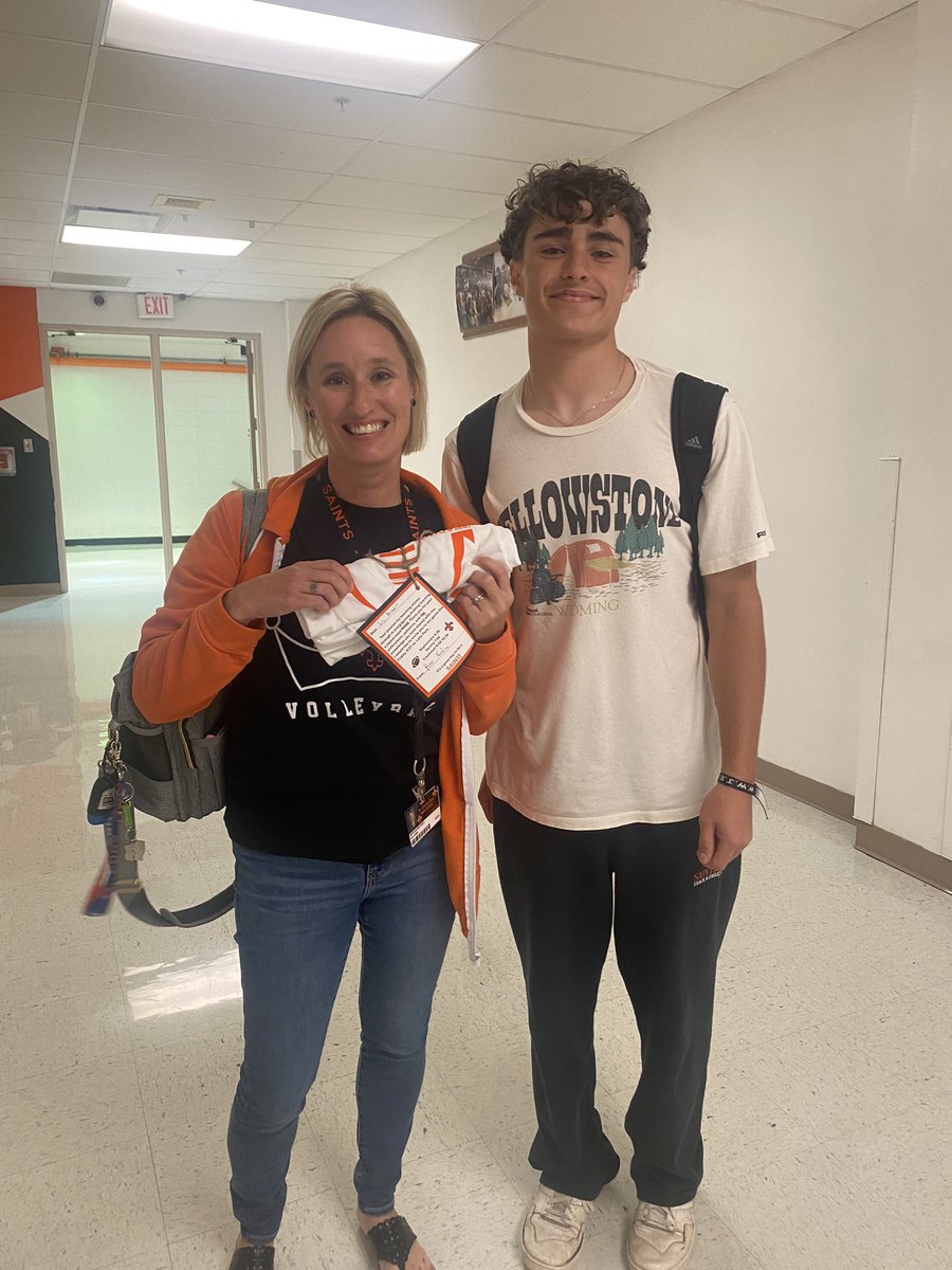Peter VanLue (@peter_vanlue) on Twitter photo Thank you Sra. Mitchell for being an awesome teacher! Your class was so much fun and I miss it everyday. <a href="/STCEFootball/">St. Charles East Football</a> <a href="/stcefbparents/">Saints</a> <a href="/CoachPossley/">Nolan Possley</a> Thank you Sra. Mitchell for being an awesome teacher! Your class was so much fun and I miss it everyday. <a href="/STCEFootball/">St. Charles East Football</a> <a href="/stcefbparents/">Saints</a> <a href="/CoachPossley/">Nolan Possley</a>