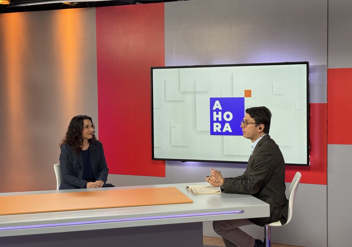 planeacionbog's tweet image. #Conectados hoy a las 6:30 por @CanalCapital, en el programa AHORA. 

@YamitPalaVilla conversa con nuestra Secretaria @uablanque sobre los temas más relevantes para la Secretaría de Planeación✅

Puedes ver la entrevista completa en las redes de Canal Capital 

👉🏼#SomosPlaneación