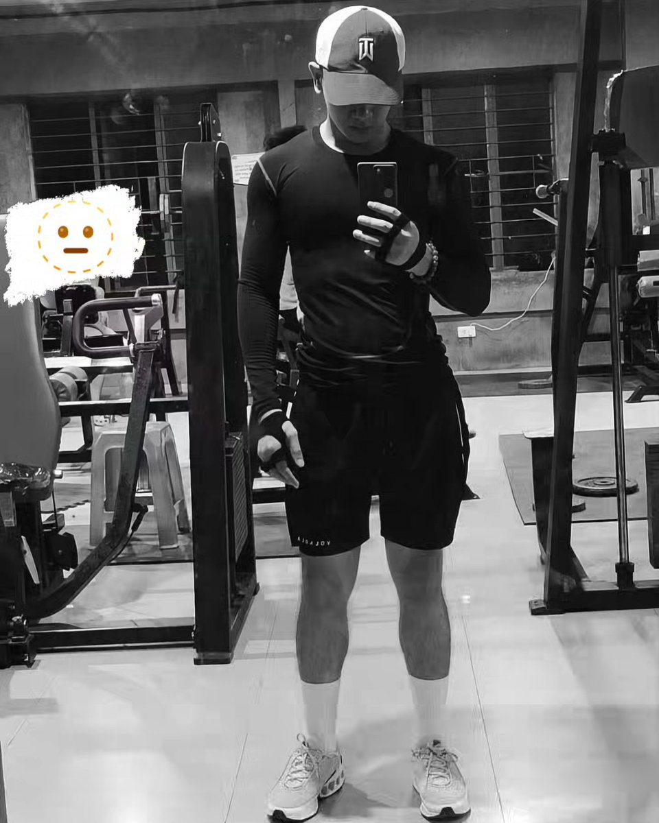 venanski25's tweet photo. No caption

#fypシviral 
#gymlife https://t.co/KcP3etIkPP