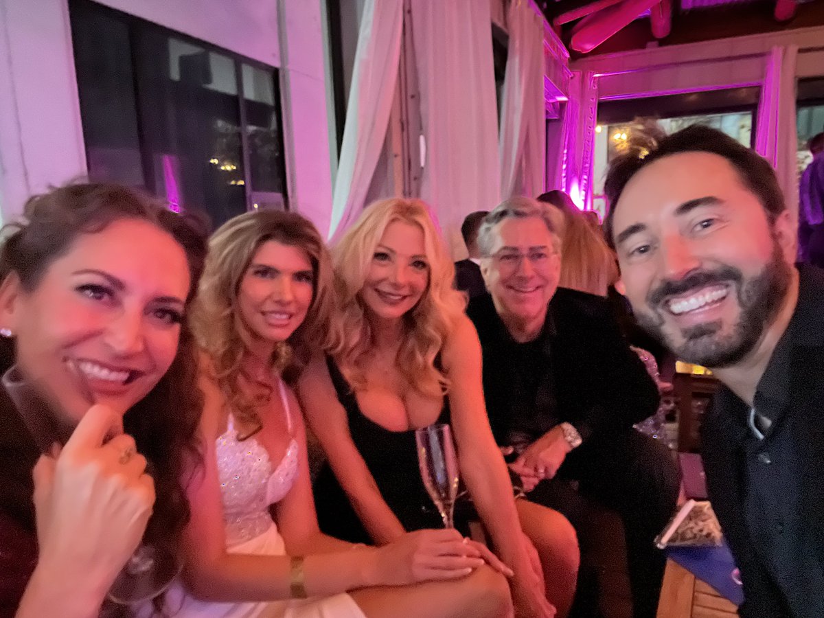 MHamrock's tweet photo. Had a great time celebrating an extremely worthy cause at the Rogue Bunnies Children of the Night Benefit at the Sky Bar in Hollywood Saturday night. #roguebunnies #childrenofthenight #skybar #bunnies #sunsetstrip #hollyweird #hollywood #losangelesnightlife https://t.co/cZlhDDy8W1