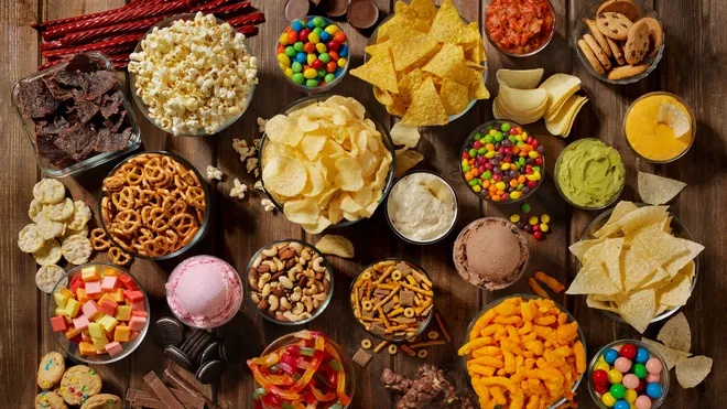 SmileyRiley3663's tweet photo. 🎉🍿 Snack heaven is here! A table full of endless flavors and bites for everyone to enjoy—sweet, savory, crunchy, and everything in between. Grab a plate and dig into this feast of favorites! What’s your first pick? 🍇🍪🥨 #SnackTableGoals #FoodSpread #PartyEats #SnackAttack https://t.co/De6echaQjf