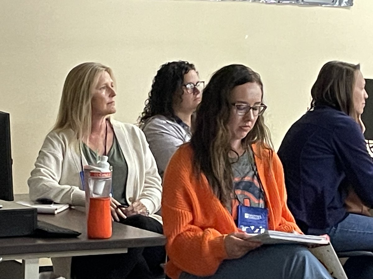 CN_Education's tweet photo. At the East TN Literacy Conference hosted by the Carson-Newman Education Department, practitioners, students, TDOE, &amp; admin led sessions about creating a school community culture for literacy, Freedom Schools, literacy for MLs, STEM &amp; literacy, &amp; evaluating literacy teams. https://t.co/XEwXAyhqys