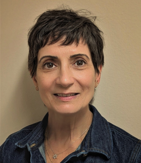 SickKidsRx's tweet image. This World Pharmacist Day, meet Helen F, Informatics System Administrator, who supports our Automated Dispensing Cabinet system and plays a key role in controlled drug management across @SickKidsNews