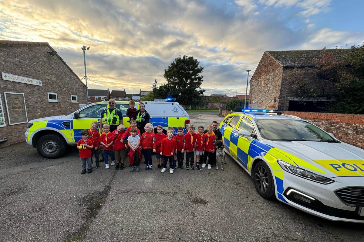 The local Squirrels group in East Yorkshire enjoyed a visit from the local policing team including T/PD Duke. T/PD Duke will be undergoing his Digi Dog Training next month to be one of the first Digital Detective dogs in force. The squirrels were very lucky to meet him!