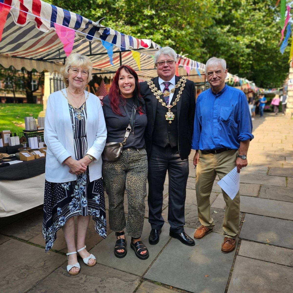 Honestly, every time I turn round lately I bump into <a href="/BrumLordMayor/">Lord Mayor of Birmingham</a> 🤣