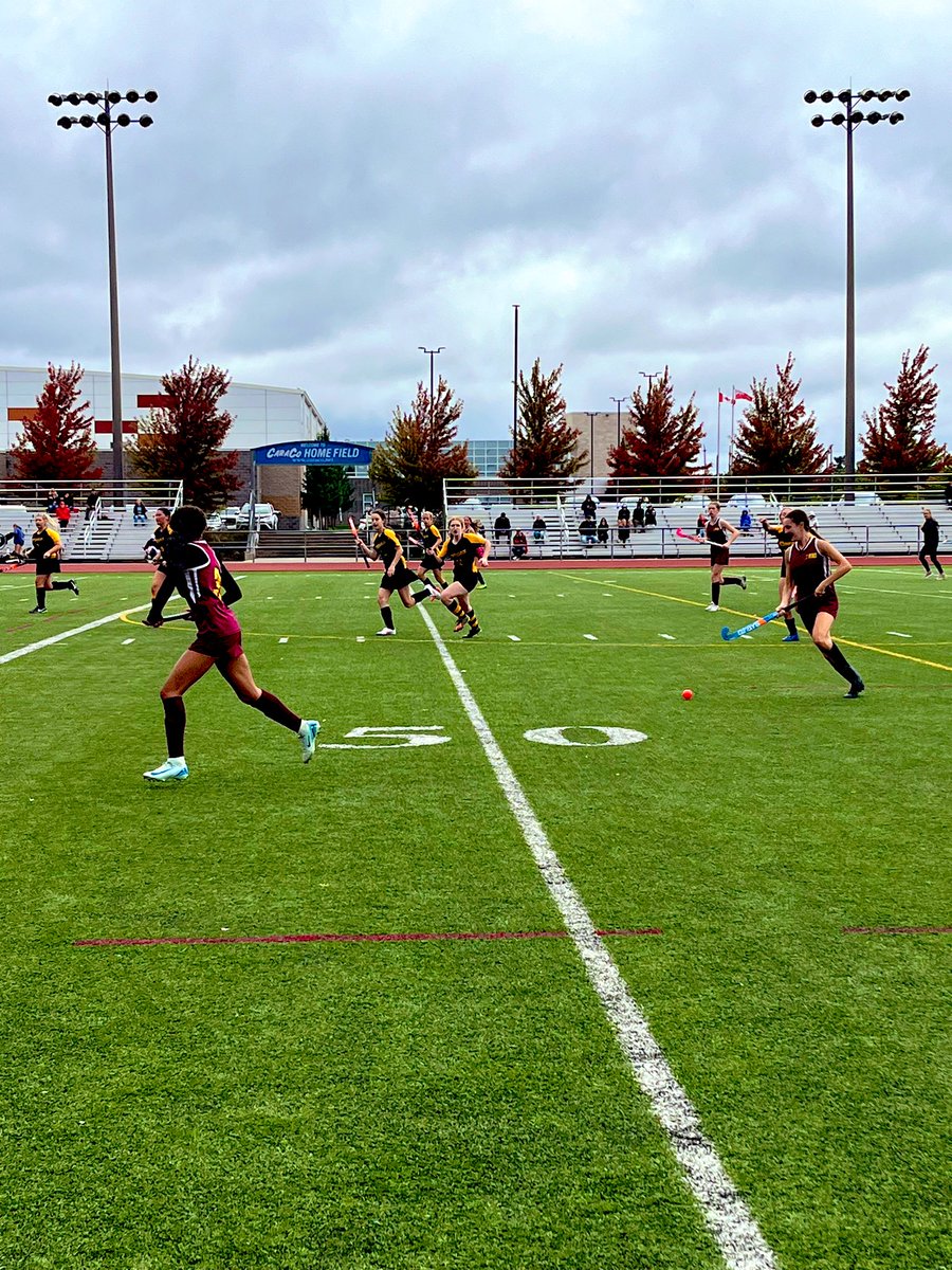 Big win today for <a href="/RegiNotreDame/">Regiopolis-Notre Dame</a> Field Hockey with a 2-0 victory over LSS! 🏑