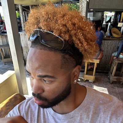 galoreeron's tweet photo. #NewProfilePic https://t.co/Vi9nJrPImy