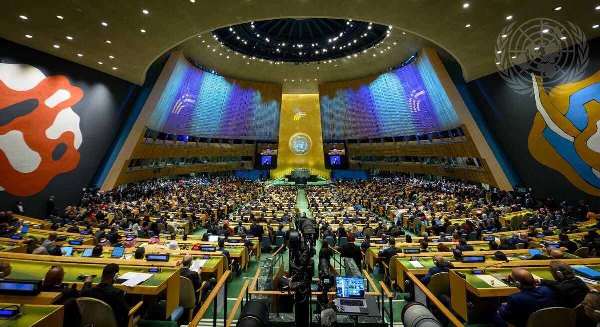 volker_turk's tweet photo. Wrapping up intense days at #UNGA.

I met with high-level Govt authorities, business leaders, civil society, artists, scholars &amp; students.

We face daunting challenges; people need hope &amp; determination.

Human rights offer solutions for #OurCommonFuture.

https://t.co/Y2d4CSOKmw https://t.co/uErobzJKV8