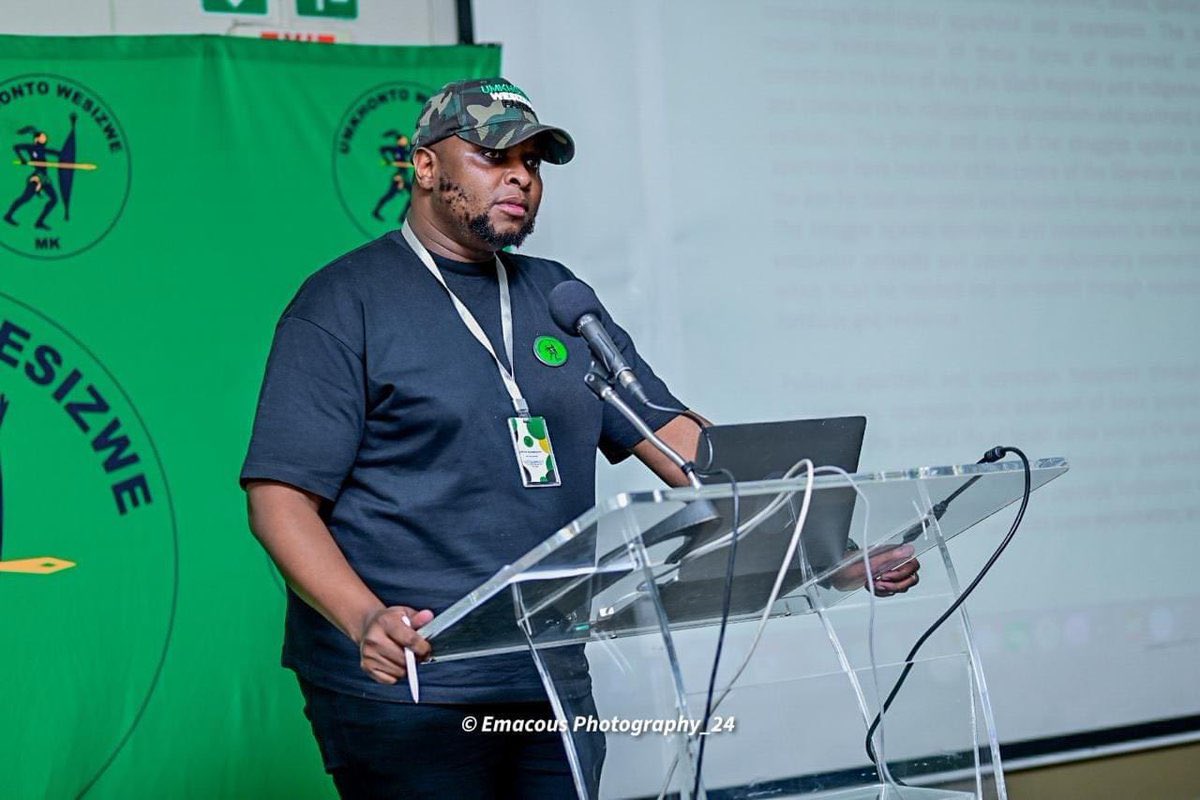 FloydShivambu's tweet photo. The National High Command Meeting of @MkhontoweSizwex! We are building and consolidating a solid, disciplined and organic liberation movement for our people and future generations. No retreat! No surrender! https://t.co/gvAhXRU9As