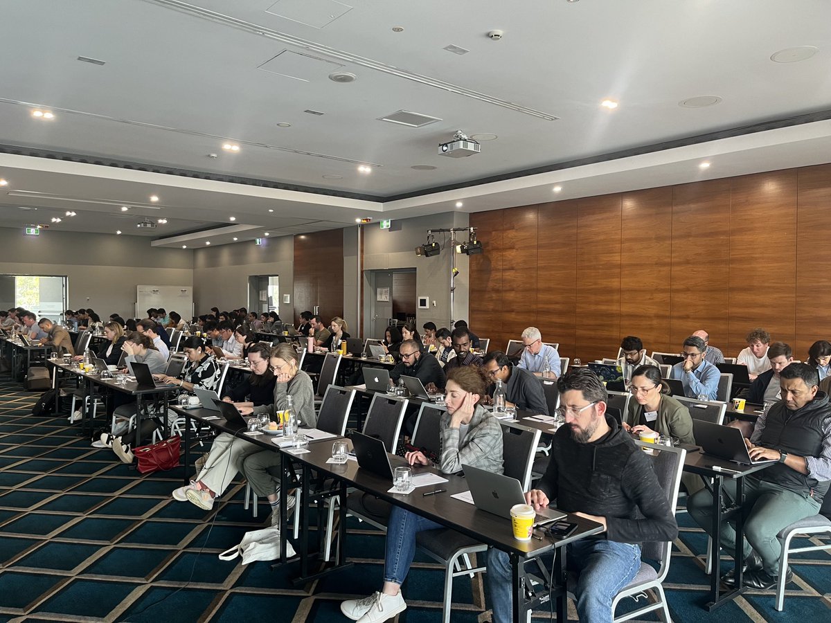 hagsie's tweet image. 3rd of 5 #Shutup&amp;amp;write sessions @ #ACORD24 seemed to work a treat. #OzOnc