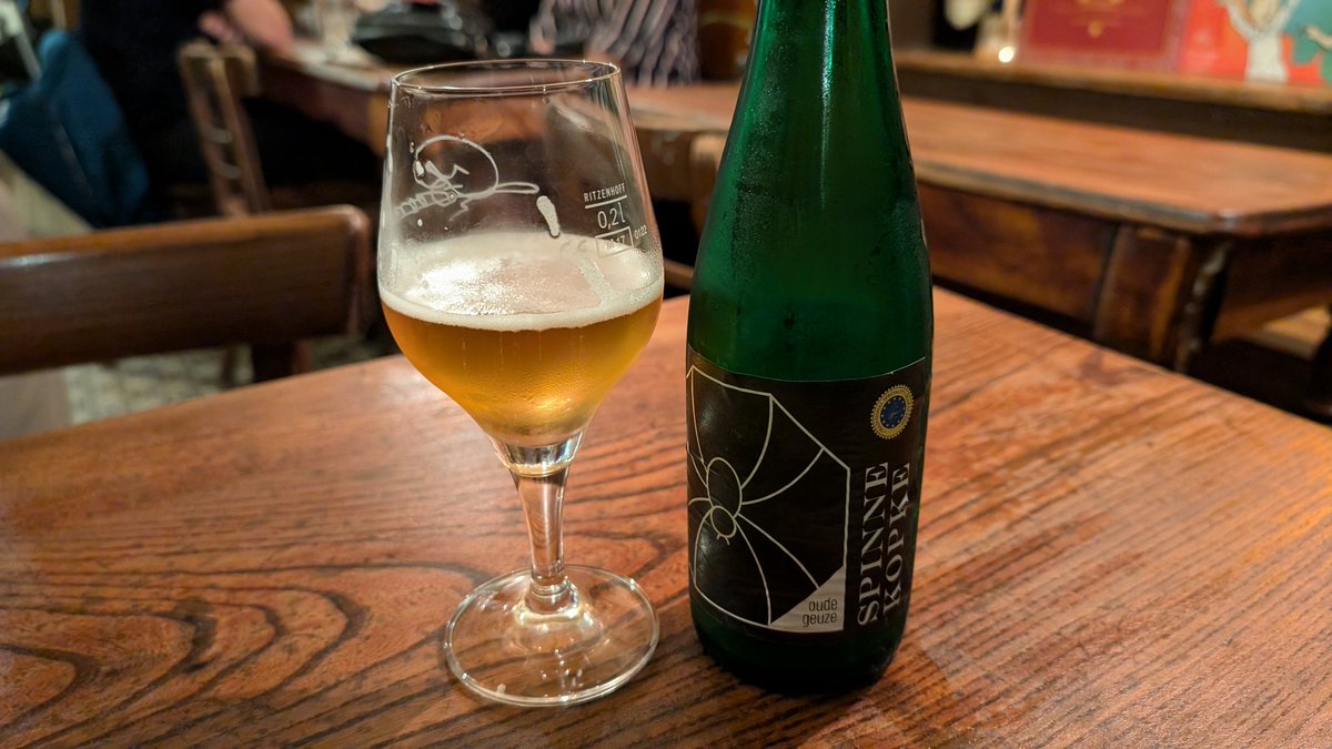 Spinnekopke Oude Geuze. Made with 1, 3 and 5 year old lambic from Den Herberg. Bottled in May 2024. This, and plenty more good lambic on the drinks menu. This place is definitely back on the map.