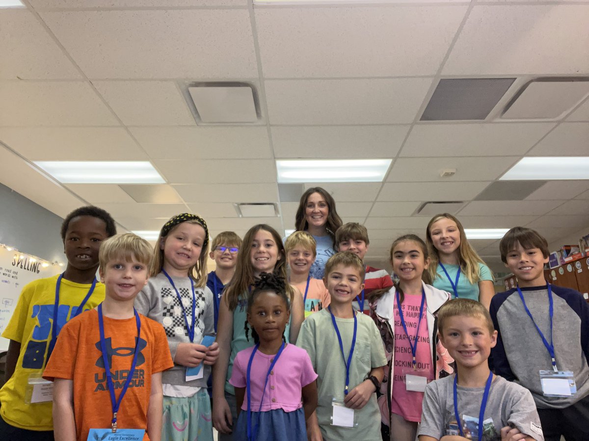 HaleyTemple11's tweet photo. We had a great time during our first Eagles Nest meeting with these K-6th graders! I can’t wait to get to know them more and continue to see them grow over the years! @goMercerEagles https://t.co/BUUFOvKOu7