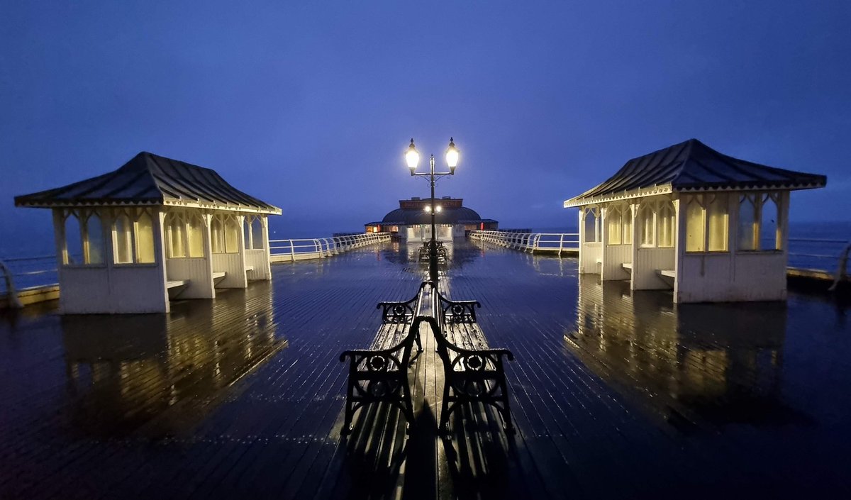 SecretShores tweet media