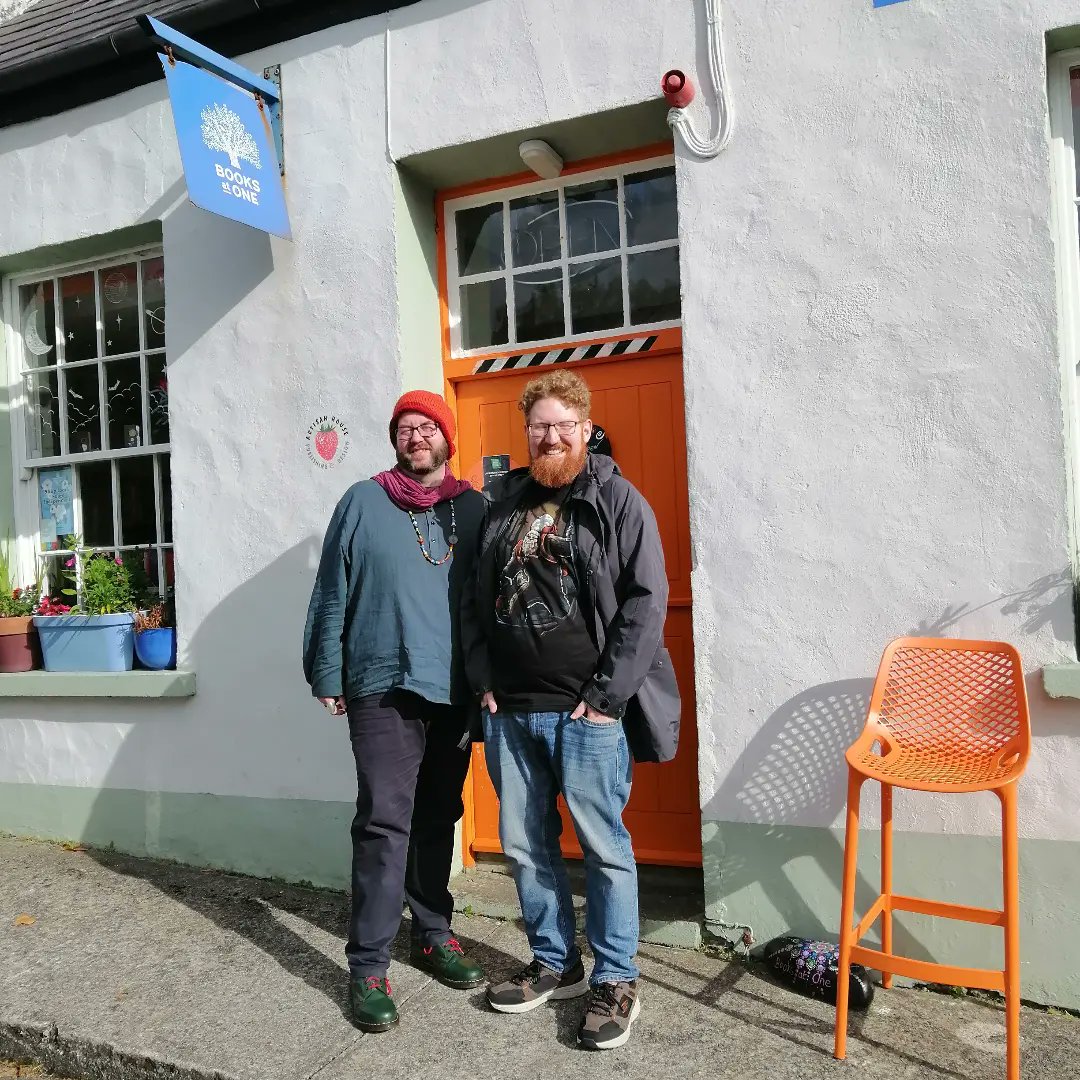 SkeinPress's tweet photo. Excited to be at @Booksatone_le & @connemarafm with @Oeiny & #DaveRudden. Thanks to Mary & Linda for having us on the radio. As part of the @clifdenartsfest, Oein will be in conversation with Dave abt all things dark but hopeful! Tomorrow, 11 am in the Station House Theatre. https://t.co/ZKKwxgDaOU