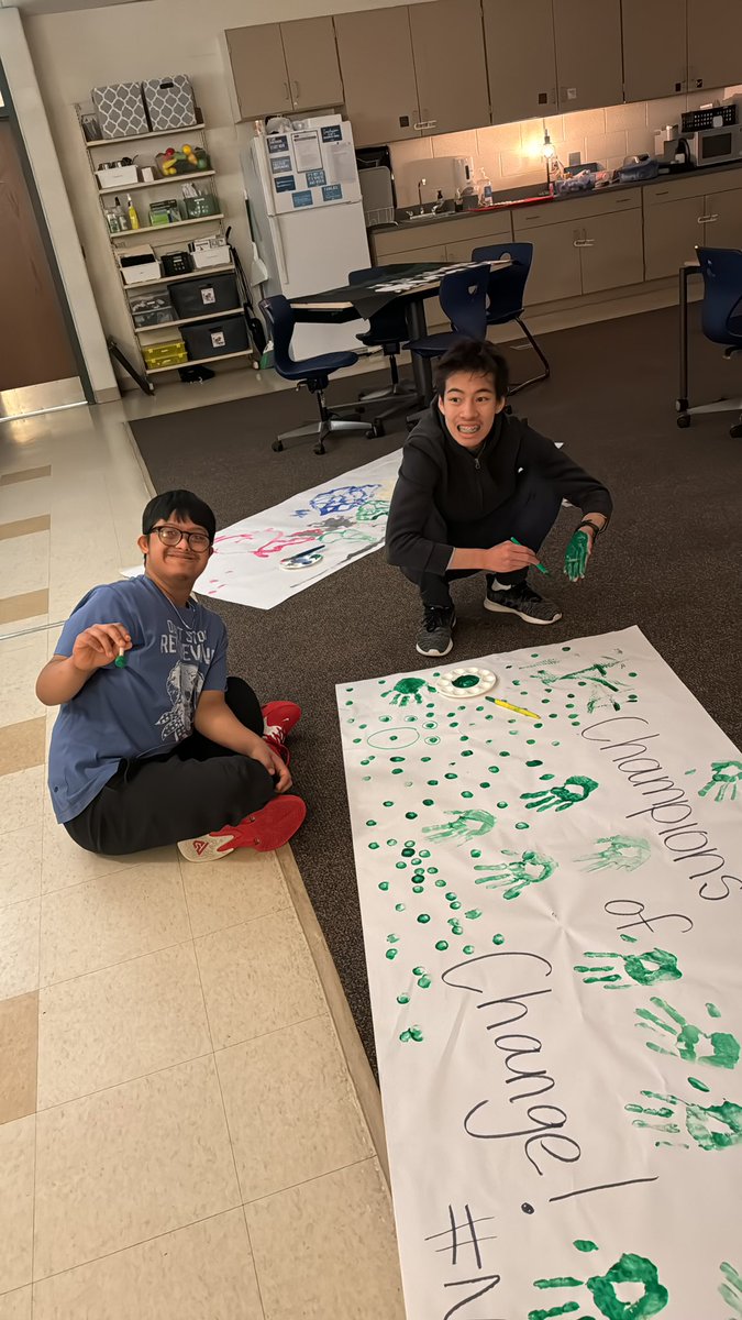 Ms.Hewitt tweet media