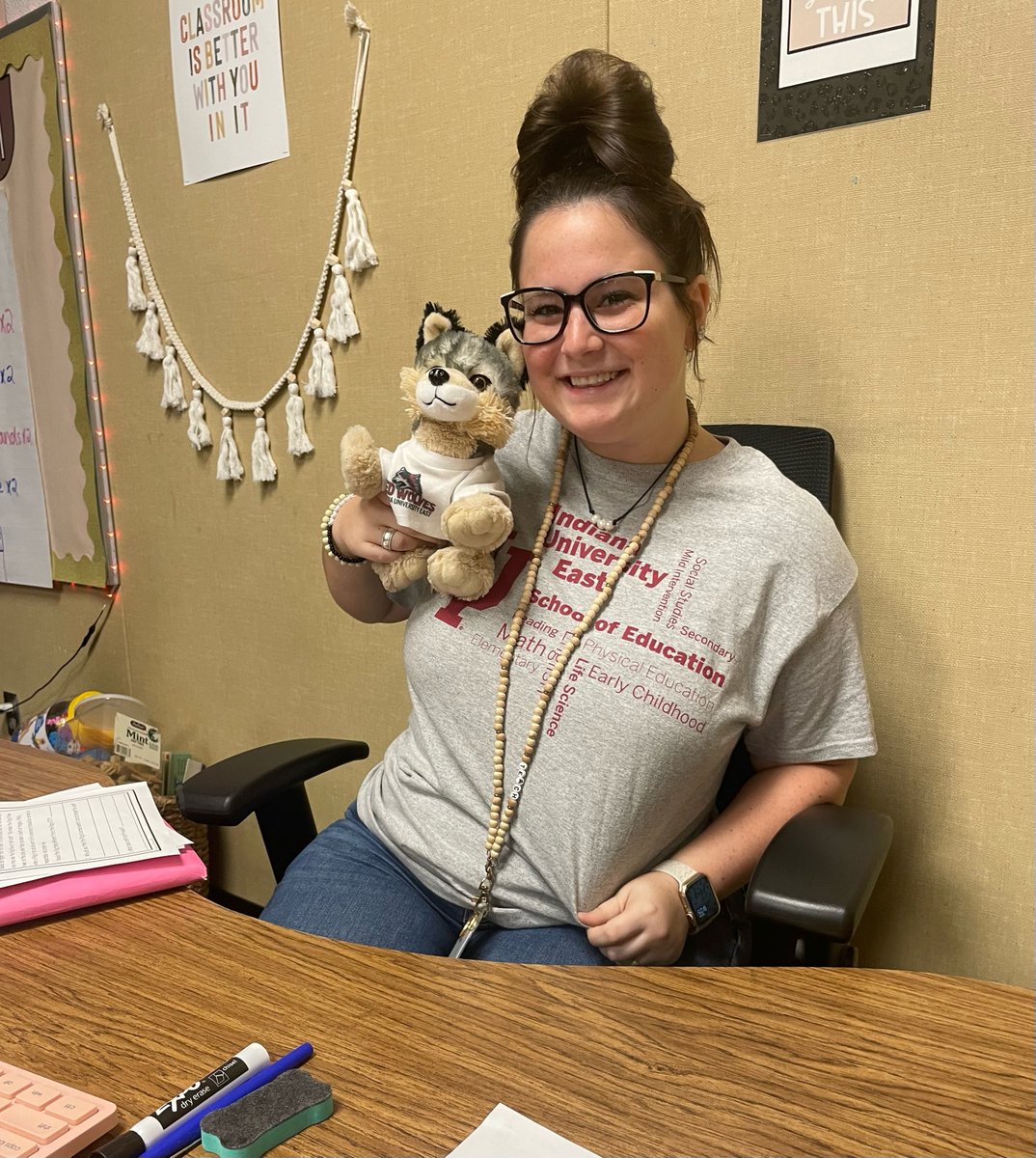 Recent IU East grad, Lily Gay, and her 3rd grade students at Rushville Elementary celebrated College Go Week in Red Wolves style! Go IU!!  Go Red Wolves!! <a href="/iueast/">IU East</a>