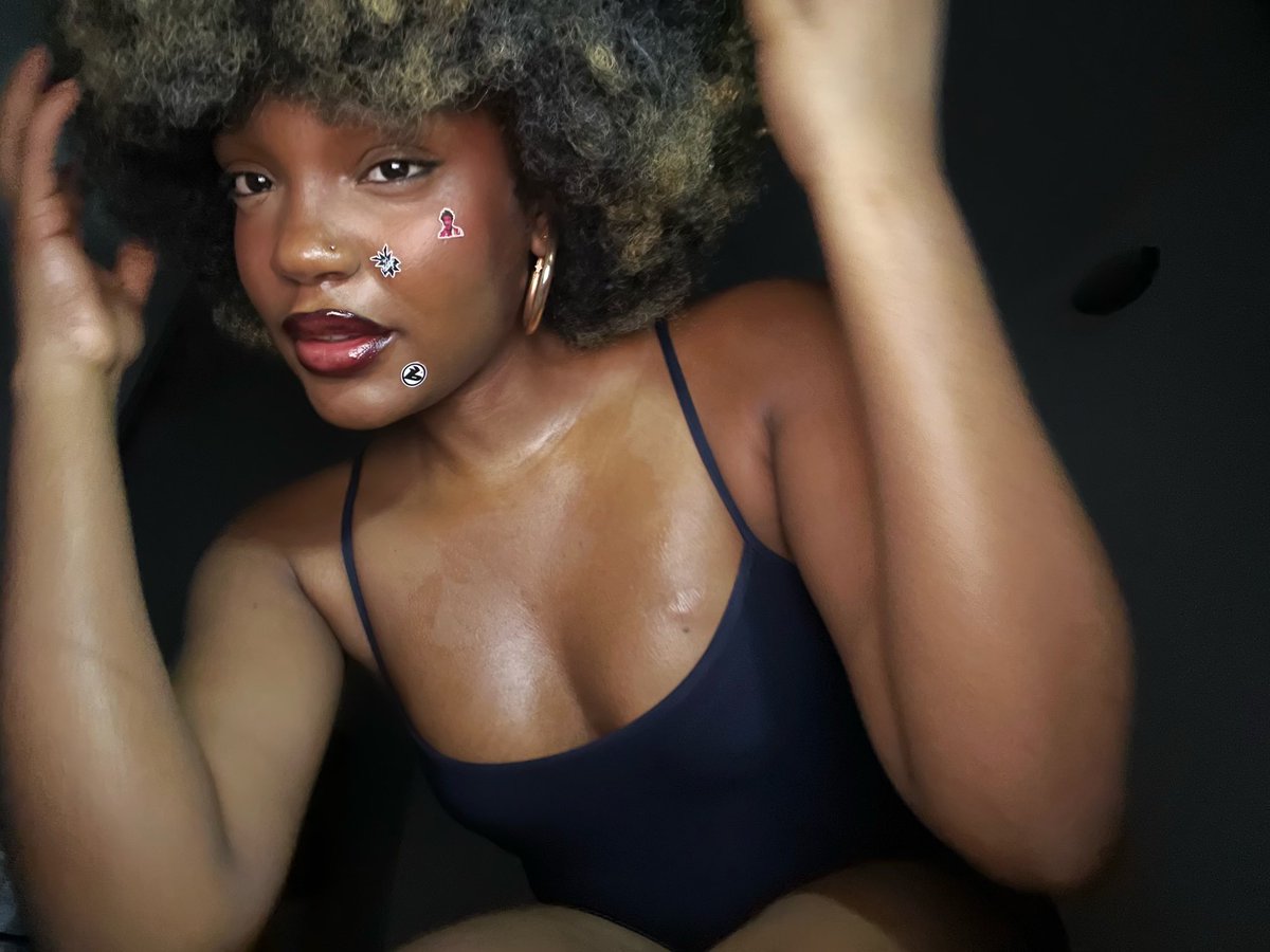 bola.twy (@bolatwy) on Twitter photo 