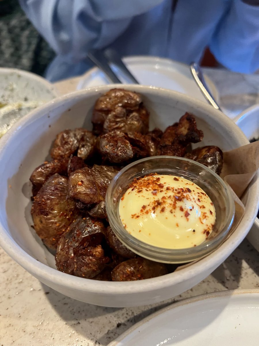 Pan-fried black cod with black rice, a healthy and delicious combination. It tastes great! The fish is very tender, and the black rice is a little hard but the more you eat it, the more delicious it is.