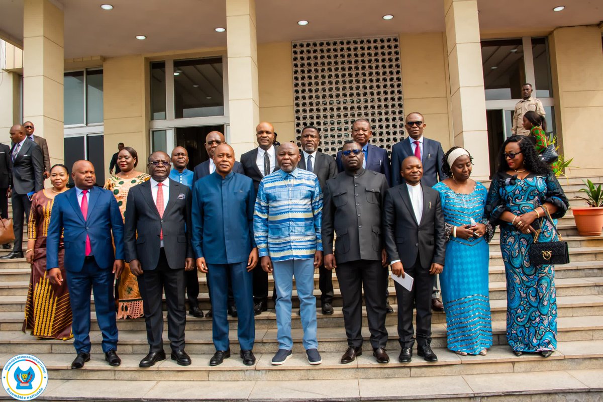 Le Président <a href="/dkadimaofficiel/">Denis Kadima Kazadi</a> , accompagné des membres de l'Assemblée plénière, a rencontré aujourd'hui le Président de l’<a href="/AssembleeNatRDC/">Assemblée nationale 🇨🇩</a>, <a href="/VitalKamerhe1/">Vital Kamerhe</a>, lors d'une visite de courtoisie. 
Ensemble, ils ont fait le point sur l'état du processus électoral et abordé toutes les