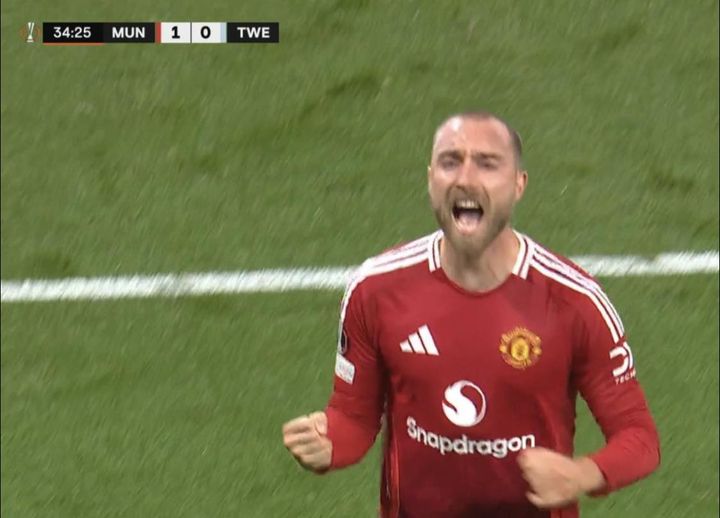 FullTime91905's tweet photo. 1-0 ปีศาจแดงมาแล้วเม็ดแรก!!

#MUFC #บอลวันนี้ #แมนยู #ฟุตบอล #PremierLeague #ฟุตบอลต่างประเทศ #บอลวันนี้ #บอลท��เด็ด #เงินดิจิตอล https://t.co/i4anHtwu3k
