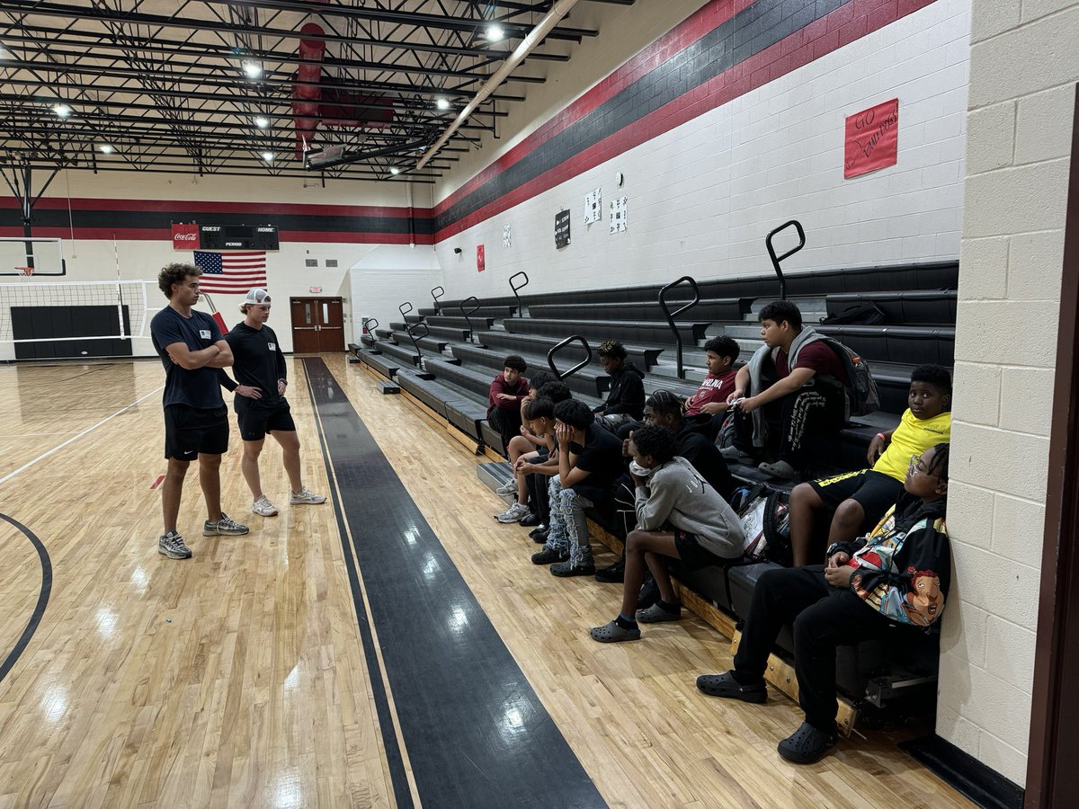 Dell Lever (@dell_lever) on Twitter photo Weโre fortunate to have many <a href="/GamecocksOnline/">South Carolina Gamecocks</a> student-athletes come visit our school often. Today they were able to talk with some of our student-athletes. Had a couple <a href="/GamecockBasebll/">South Carolina Baseball</a> guys share what itโs like earning the opportunity to further your academic/athletic career. Weโre fortunate to have many <a href="/GamecocksOnline/">South Carolina Gamecocks</a> student-athletes come visit our school often. Today they were able to talk with some of our student-athletes. Had a couple <a href="/GamecockBasebll/">South Carolina Baseball</a> guys share what itโs like earning the opportunity to further your academic/athletic career.