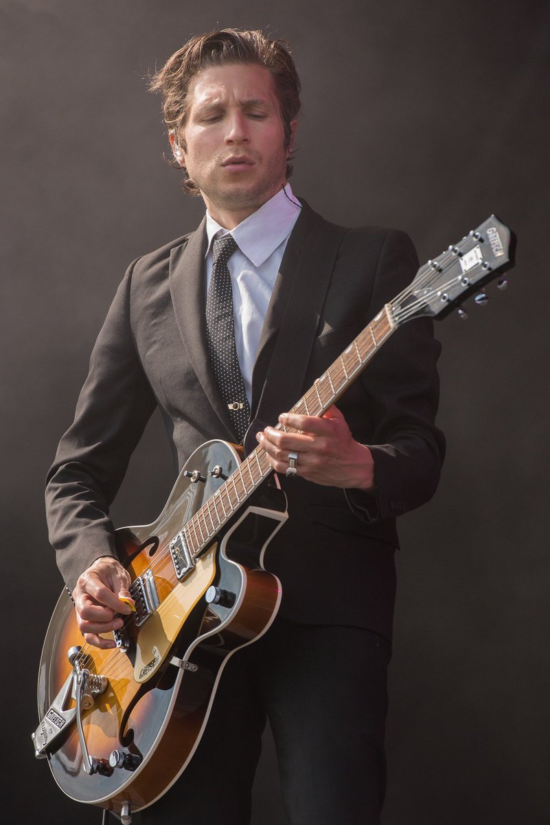 NYcheesy's tweet photo. Happy Birthday 🎈🎸
#DanielKessler 5️⃣0️⃣
#Interpol - ‘Slow Hands’
https://t.co/ZaDhH0IOst via @YouTube https://t.co/HA4nbS7S11