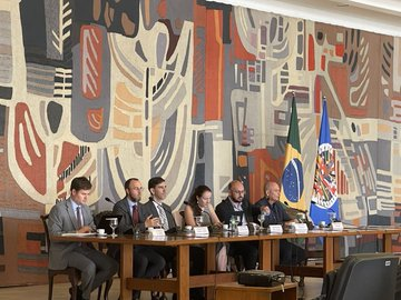 OEA_Cyber's tweet photo. A #ConferênciaRTFBrasil, organizada por @OEA_Cyber ​​​​e @IST_org, busca desenvolver recomendações práticas para combater o #Ransomware no Brasil🇧🇷, incluindo: 
✅Deter ataques
✅Interromper o modelo de negócios
✅Apoio para organizações se prepararem
✅Resposta mais eficaz https://t.co/xDmxSVRKiI
