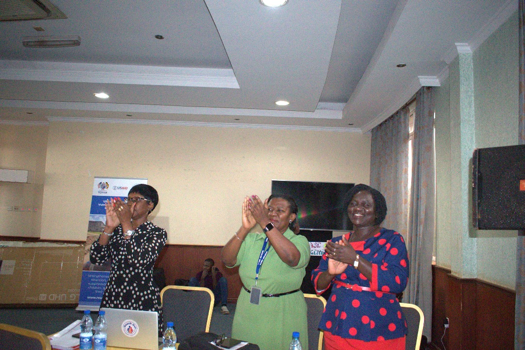 Reachoutmbuya's tweet photo. We commend our stakeholders for their efforts and appreciate caregivers and parasocial workers for promoting child wellness. Special thanks to @USAIDUganda for supporting ROM’s vision- Josephine Kaleebi, ED, ROM
#Pauseandreflect
#WellnessForEveryChild
#OVCKampala
@USAID https://t.co/AzOw32wd4D
