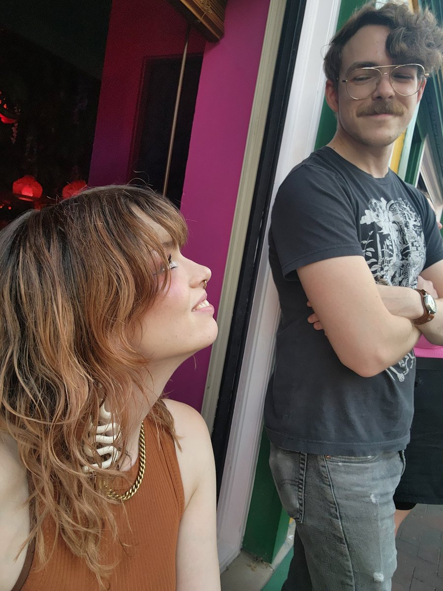 mallwitchband tweet media