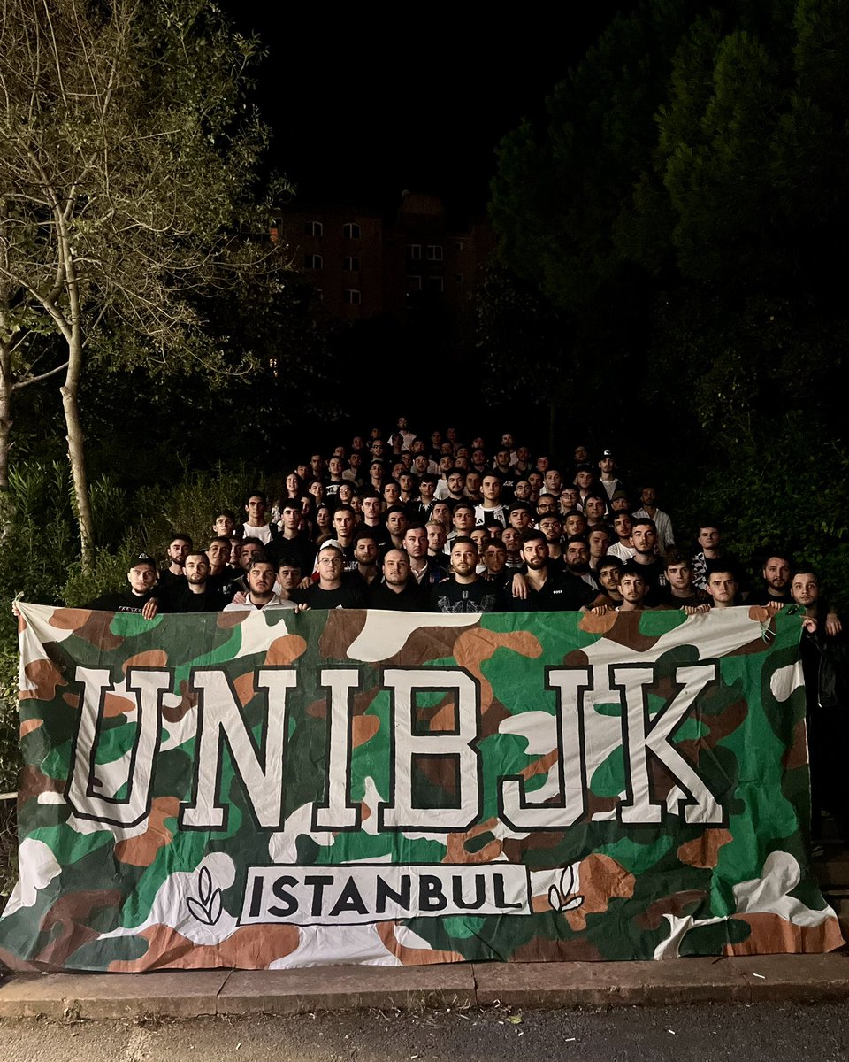 VUR PENÇENİ KUPAYA!

İstanbul temsilciliklerimizle birlikte Erkek Basketbol Takımımızı, EuroCup grup maçında yalnız bırakmadık. #UNIBJK