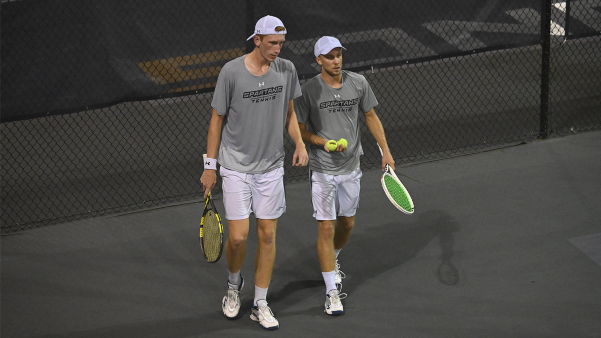 UncgTennis's tweet photo. Got better before last night's storms rolled in! ๐พ
#letsgoG #UNCGWay #AWeekattheG https://t.co/IDJTwfZ7Au