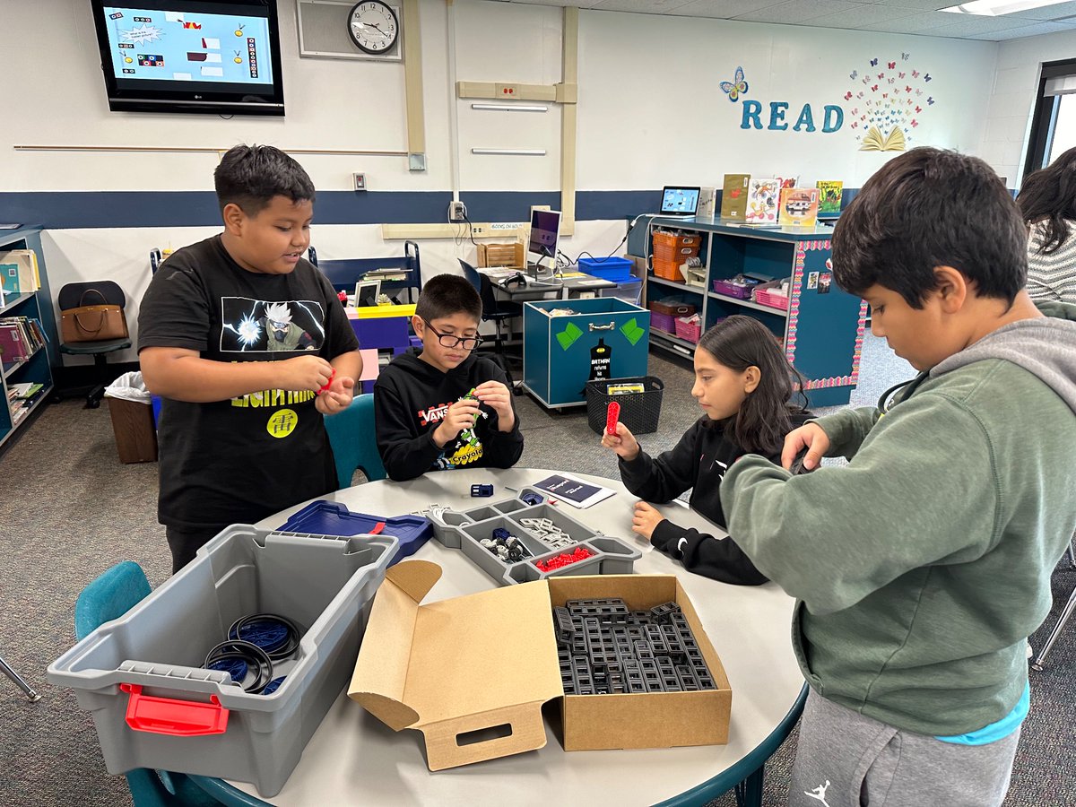 5th grade students exploring our new Blueprint Build Kits.