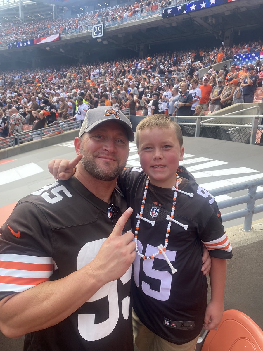 ASlusher22's tweet photo. I took my son to his first ever NFL game. He was hoping to get some autographs but to my surprise not many players came over to the kids. Which was very disappointing to him. The performance was also disappointing! It’s hard being a @Browns fan! We deserve better. DW🗑️ https://t.co/gAYOdFdamI