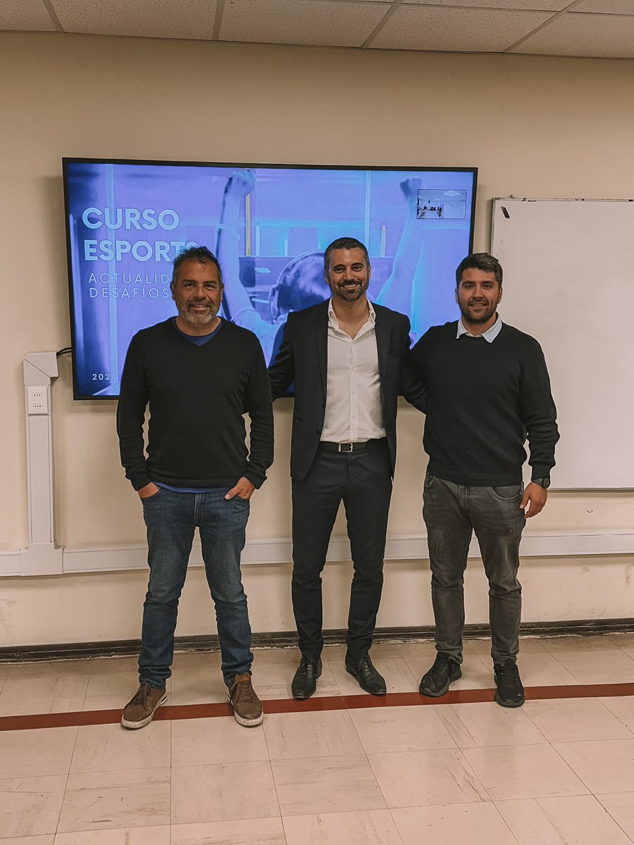 Fue orgullo haber sido invitado a una universidad tan prestigiosa, en un país vecino. 

Soy un convencido que el conocimiento tiene valor si se comparte. Y mas aún si ese aporte lo hacemos entre gente amiga.

Volveremos pronto, sin duda alguna.