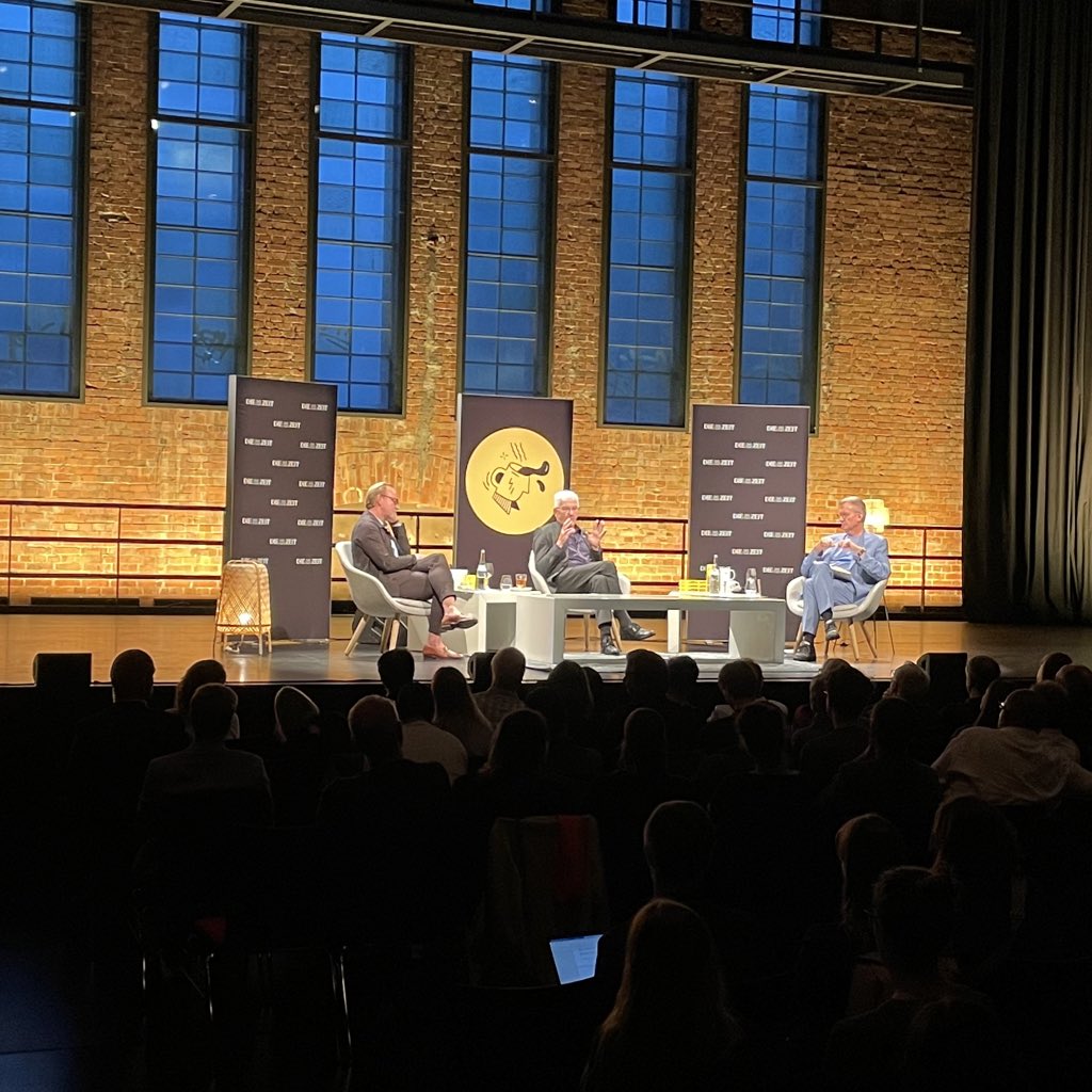 Simon Linder tweet media