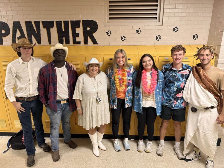 AmoryHighSchool's tweet photo. Today's dress-up day was all about being 'In Our Fun Era!' 🎉 Students rocked outfits inspired by their favorite salad dressing—ranch, Italian, thousand island, you name it! 🥗👗 #FunEra #DressUpDay #SaladStyle #SchoolSpirit https://t.co/uuP78lOtPc