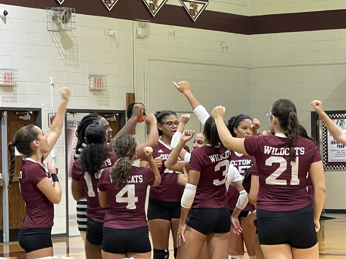 Mandy Colangelo tweet media